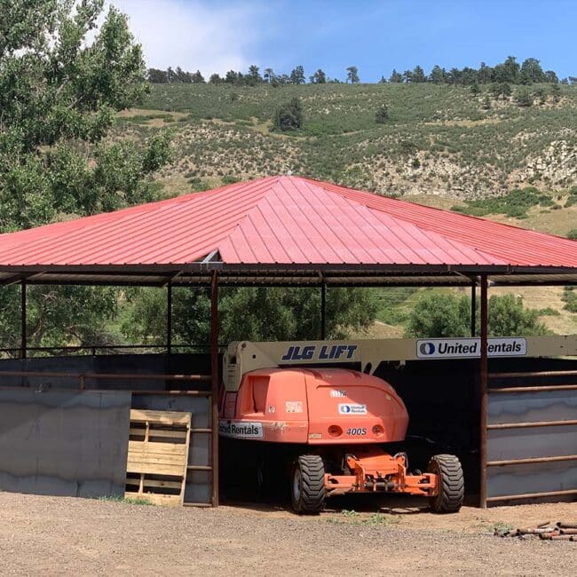 Circular weld-up metal building with partially sheet sides